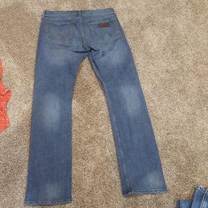 Men's NWOT Wrangler retro skinny jeans